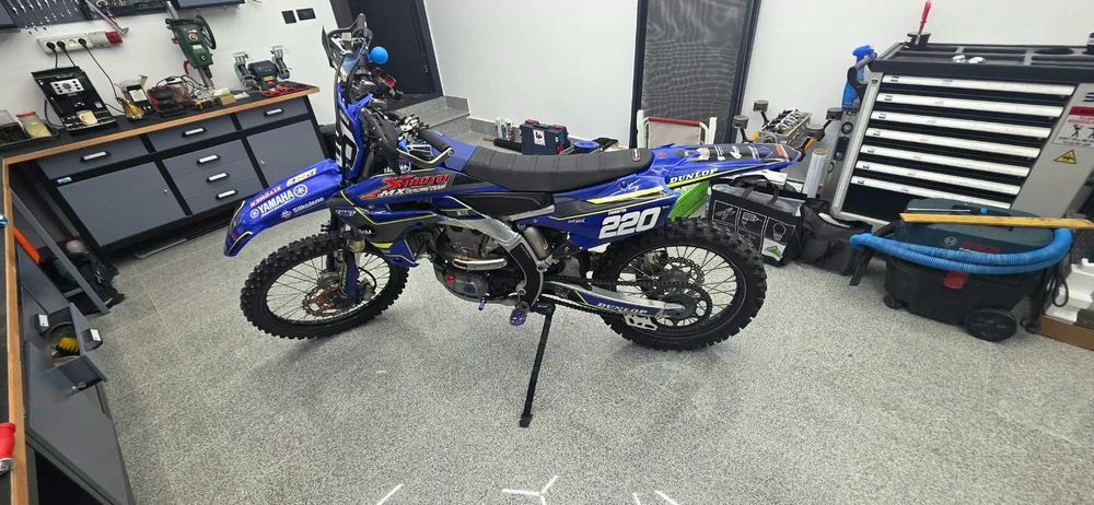 Moto coross Yamaha yz450f 2019