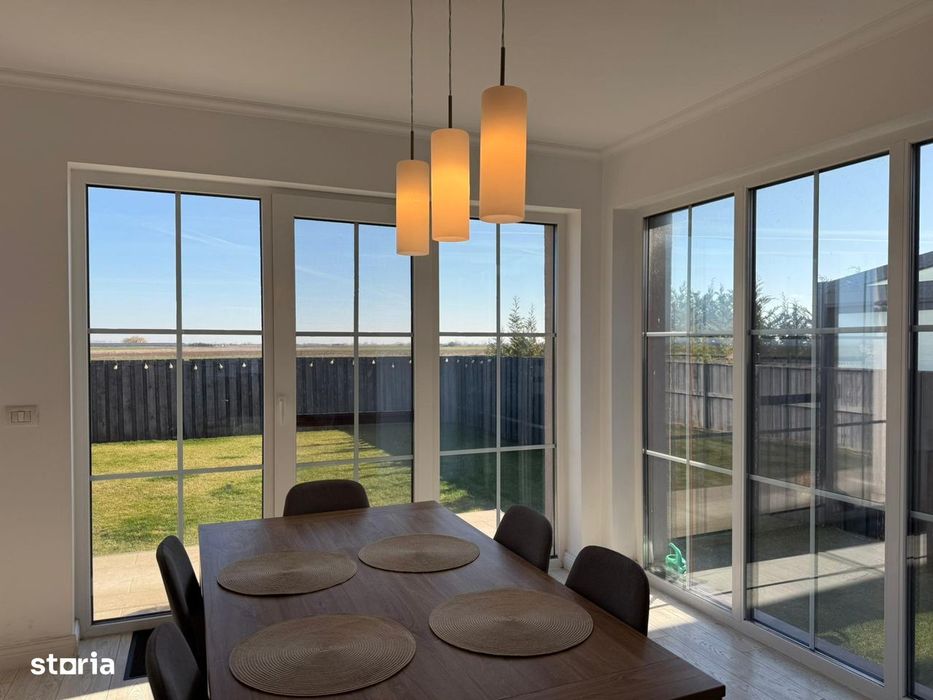 Casă nouă, eficiență termică clasa A, zonă rezidențială Westfield.