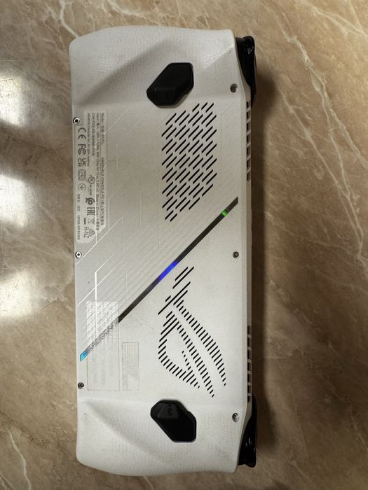 Rog Ally Z1 Extreme
