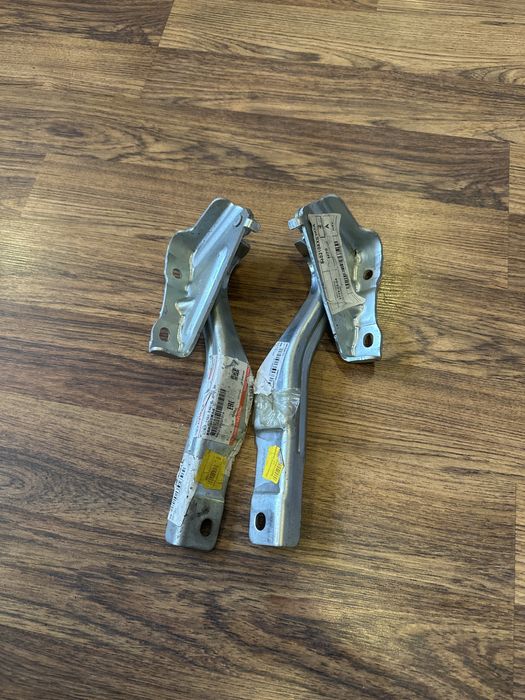 Петли капота Оригинал Jolion