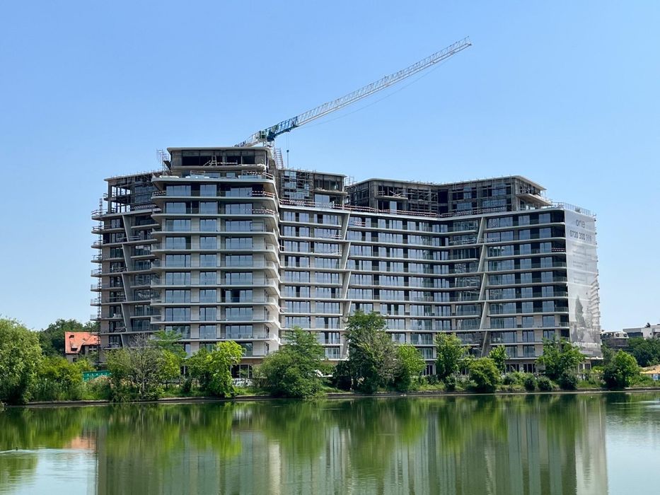 Apart. 3 cam | Premium | Vedere la lac | One Lake District |