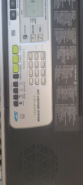 Продам синтезатор Casio LK -200S, Япония
