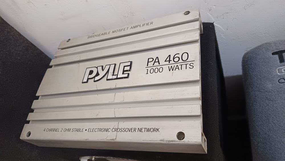 Statie Pyle 1000 vati amplificator subwoofer audio auto bass masina