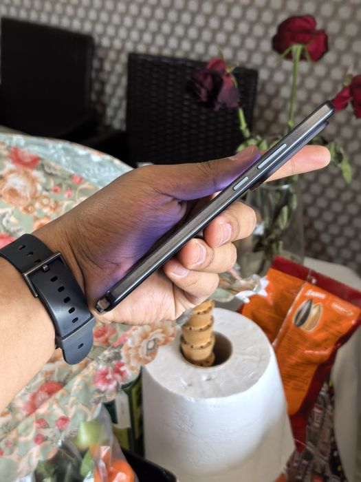 Iqoo neo 10 12/256 96%