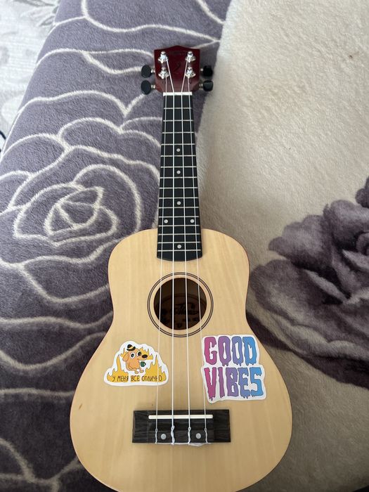 укулеле хороши есть обмен на гитару