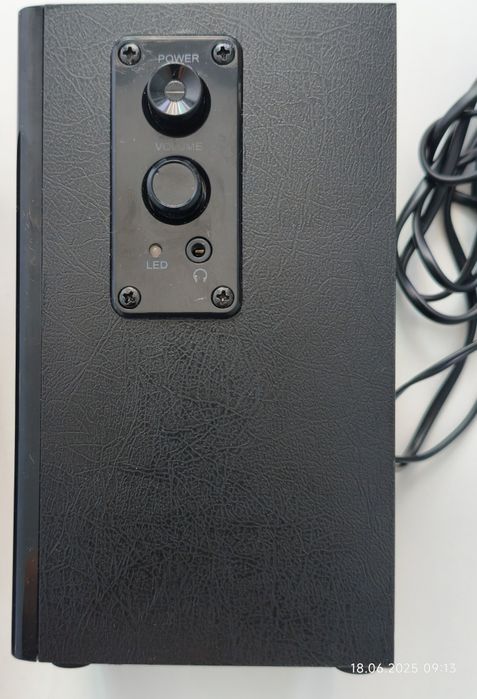 Продается Колонка 2.0 DEXP R350