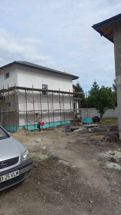 Amenajari case și apartamente scări de bloc