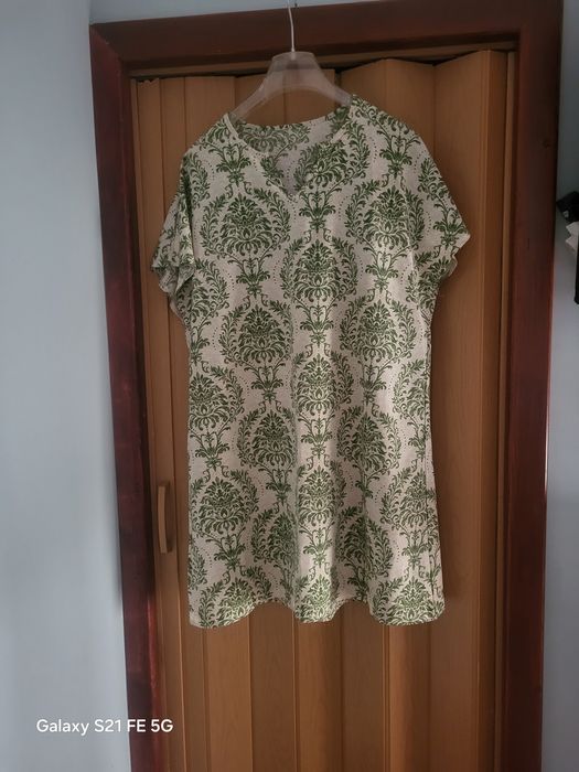 Vând Rochiță Dama