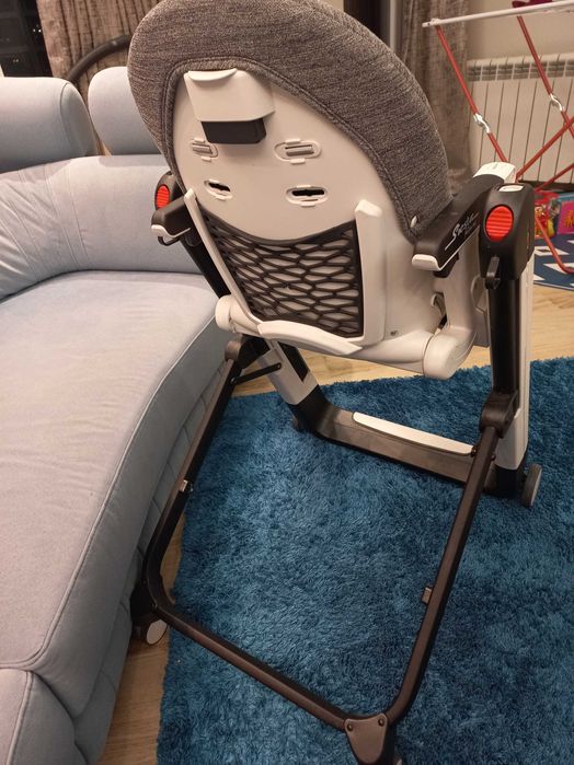 Страхотно бебешко столче за хранене