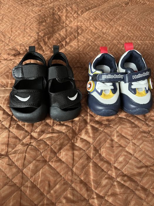 Продам детскую обувь новая