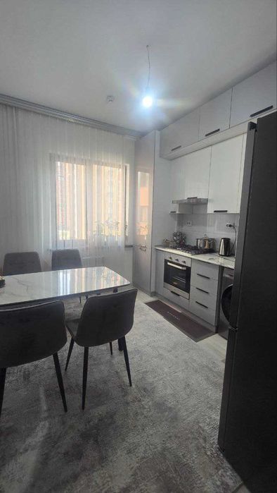 Arenda: 3 Xonalik kvartira (Novostroykada)