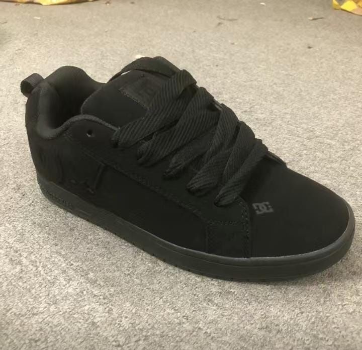 Кросовки Новые ,бренд DC shoes 45 размер