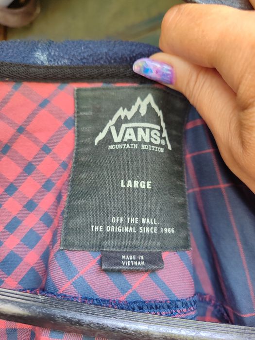 Vând geacă de primăvară - vară, Vans