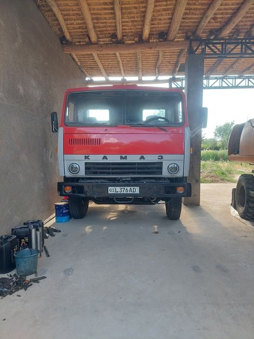 Kamaz  tiyagach 1986