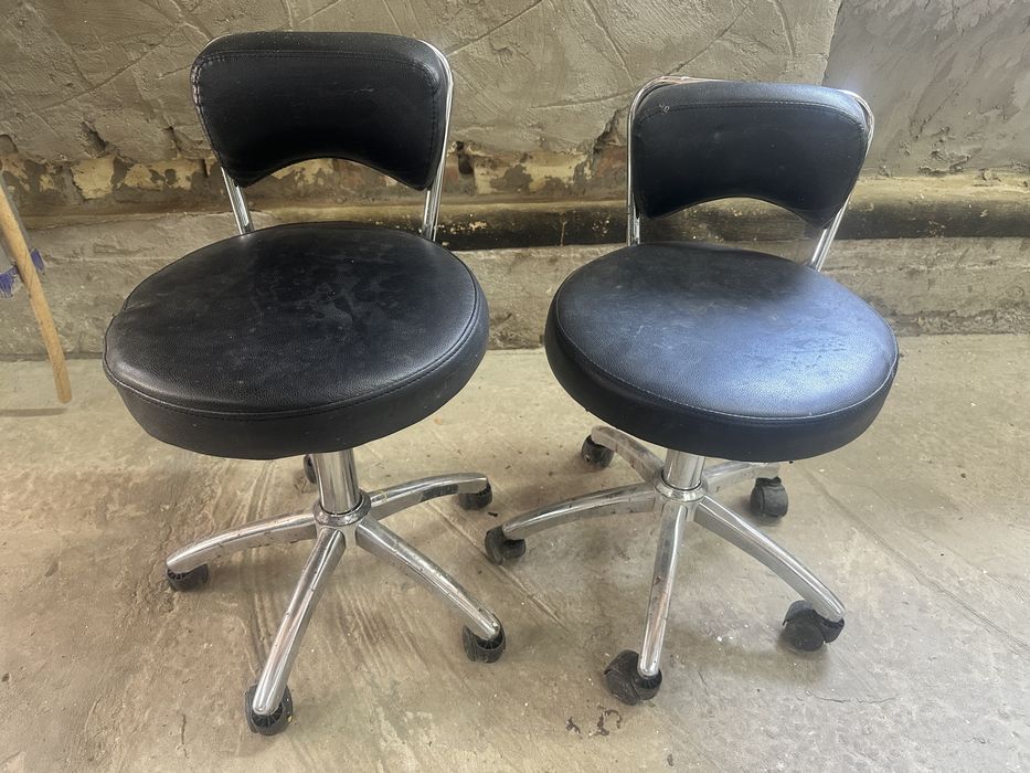 Стул косметолога