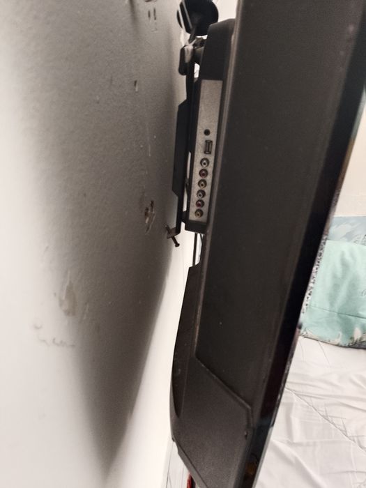 Продам телевизор