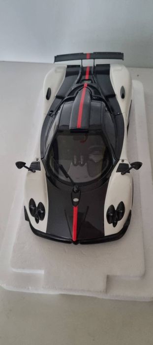 Pagini Zonda Cinque  - scara  1 :18 Almost Real