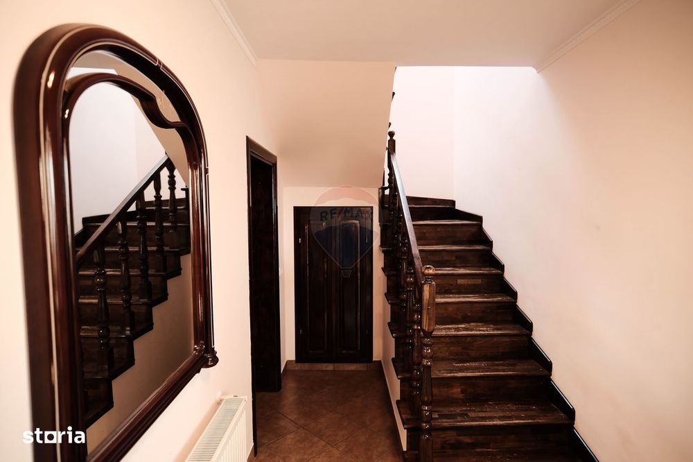 Casă  de vanzare in orasul Solca