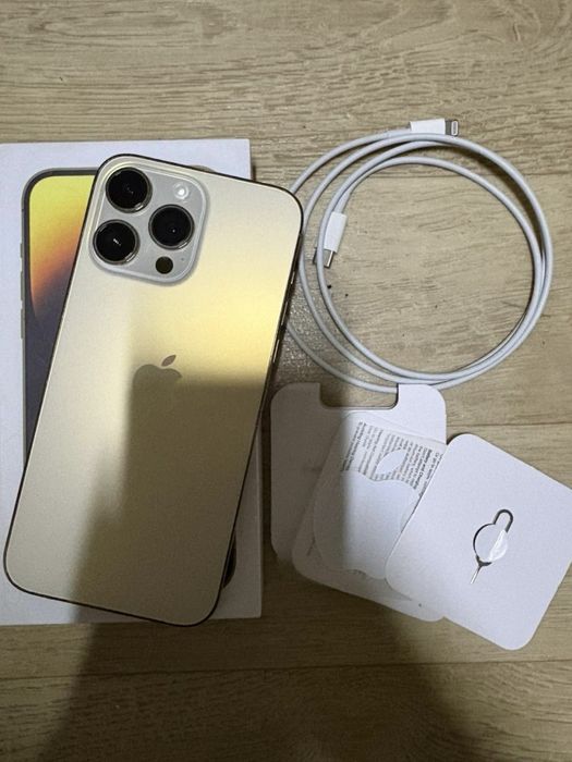 Продам айфон 14 про макс в идеальном состоянии