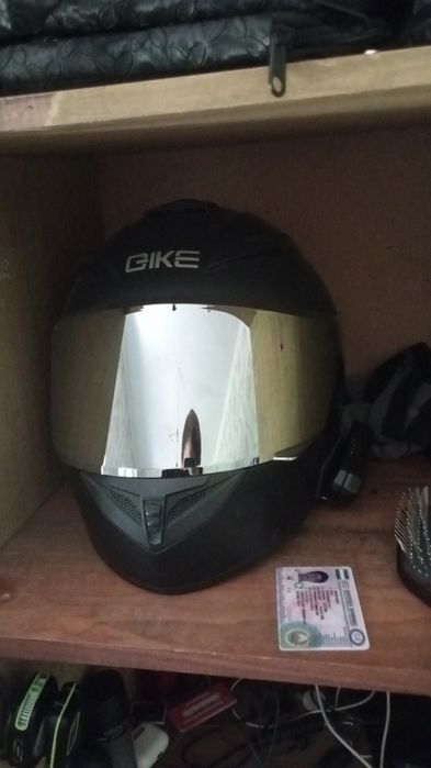 Shlem motosumka ekipirovka