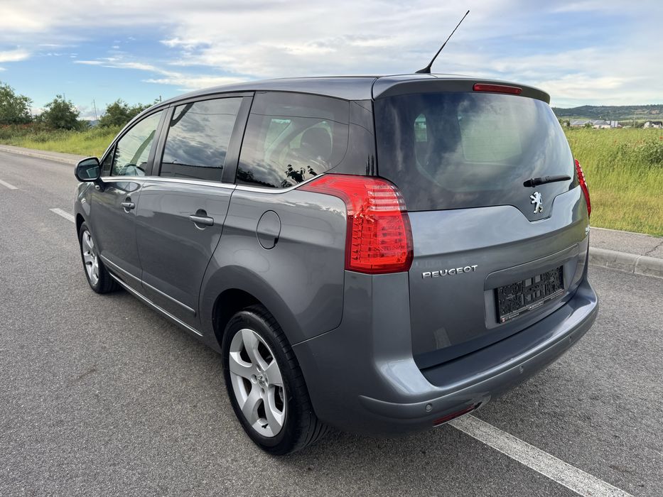 Peugeot 5008 2.0 Hdi *2012* Navi / Panoramic / Euro 5