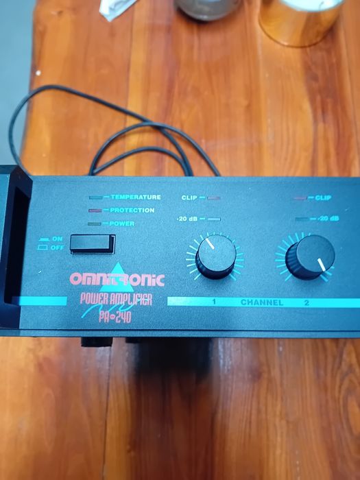 Усилвател  Крайно стъпало и миксер пулт