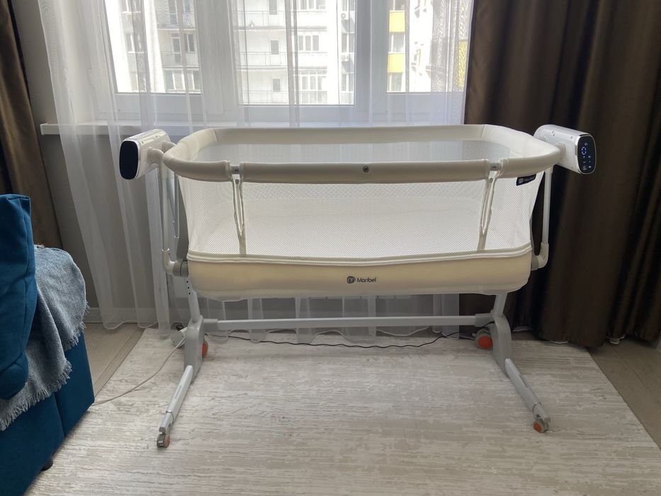 Продам манеж, в подарок отдам шезлонг