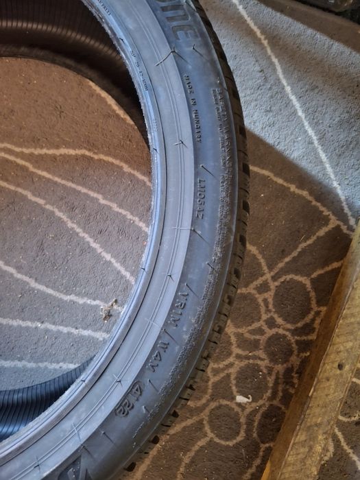 275 35 20 Bridgestone DOT 2022 (2023) iarna NOI