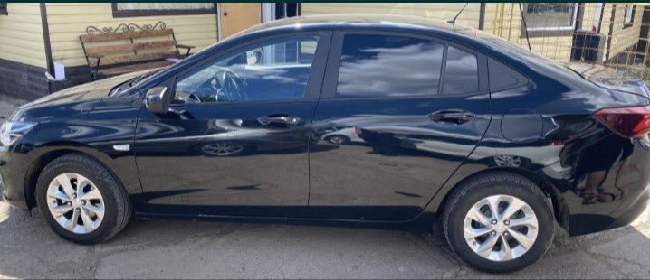 шевролет оник 23год