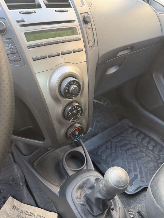 Toyota Yaris Benzina