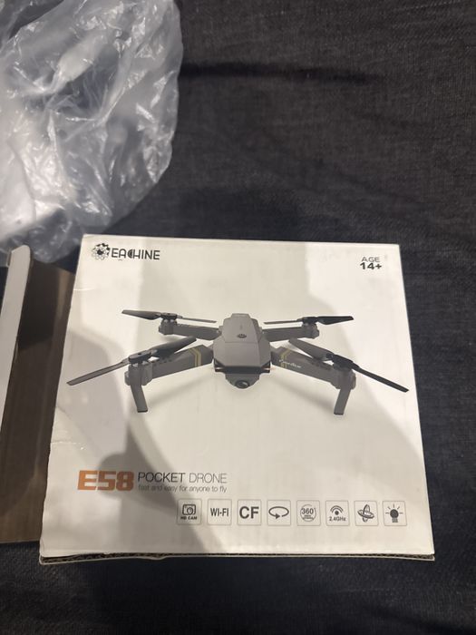 Дрон E58 2MP на радиоуправлении