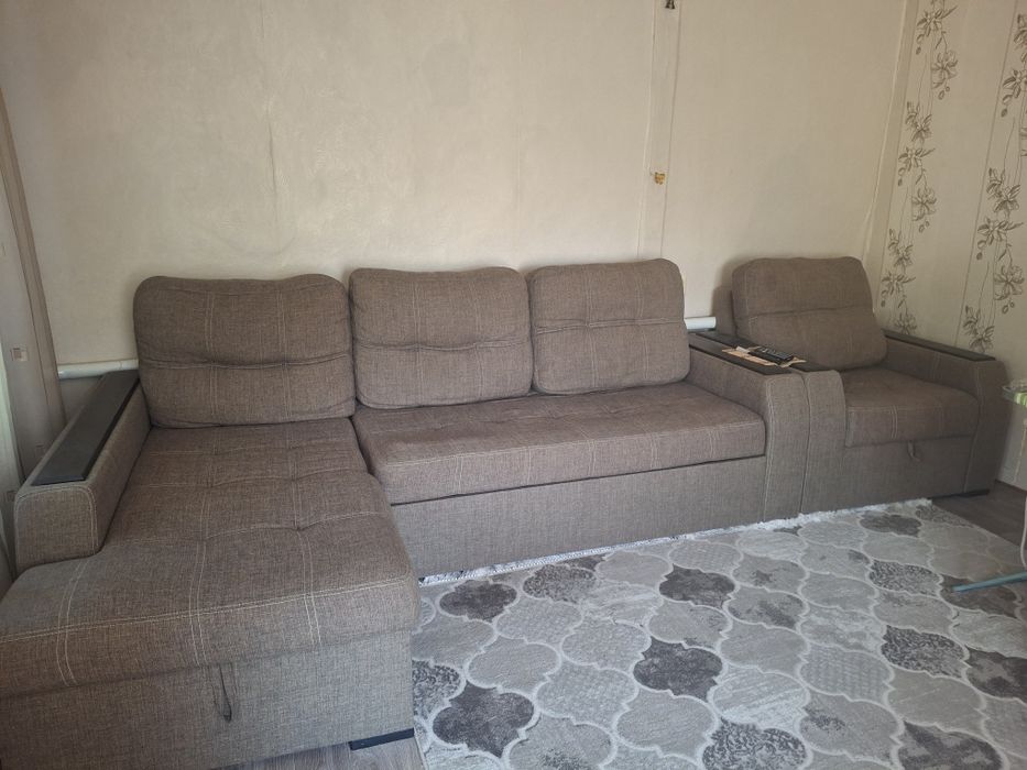Продам  угловой диван