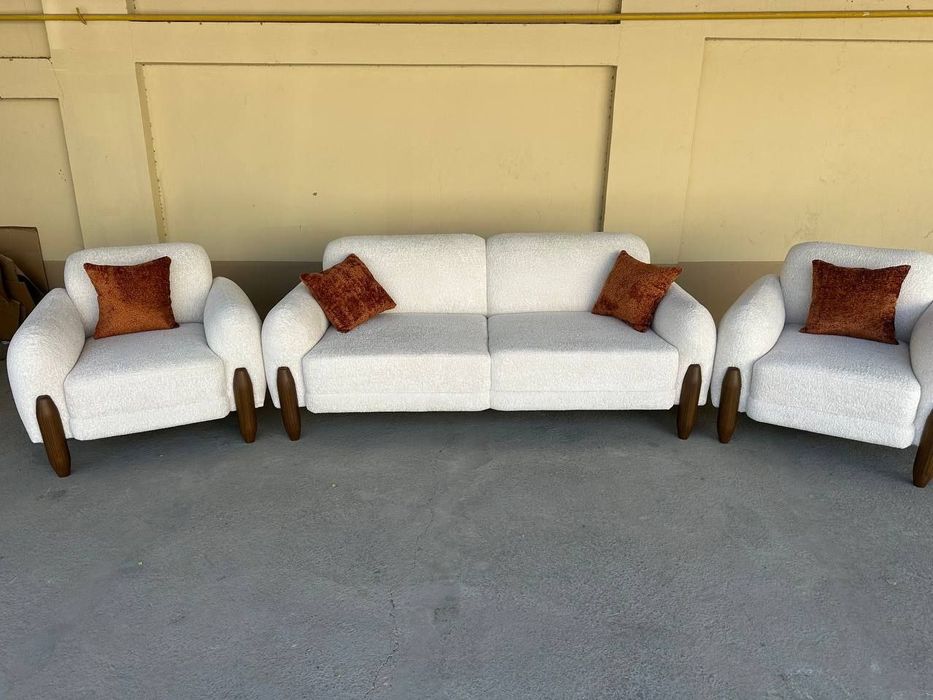 Мягкая мебель с доставкой и на заказ