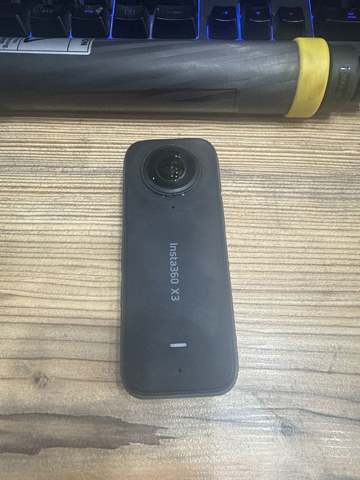 Экшн-камера Insta 360 X3