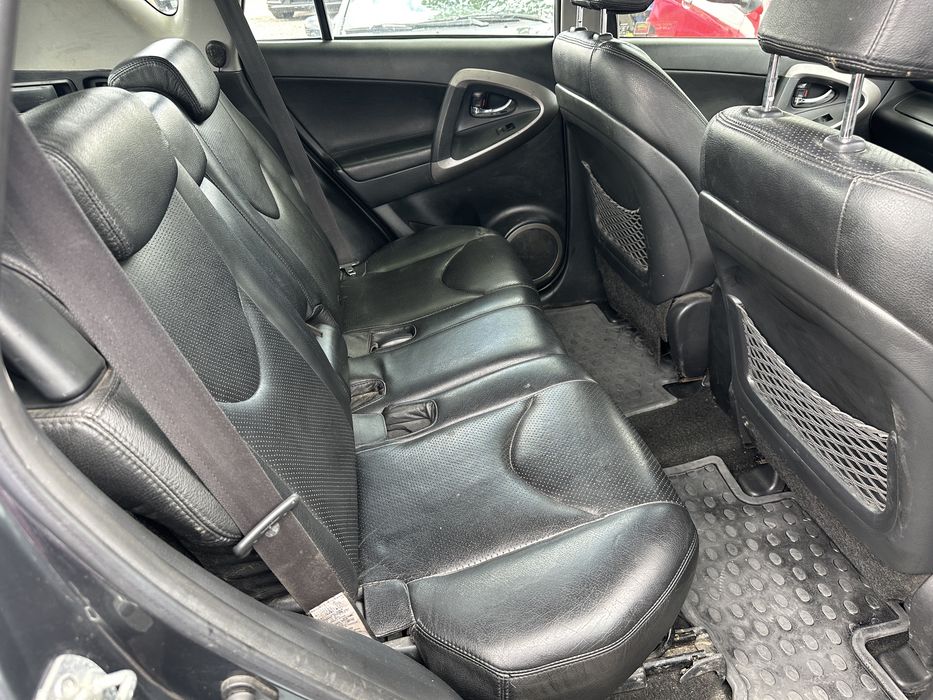 Тойота Рав4 Toyota Rav4 2.2 d4d 136 кс На части