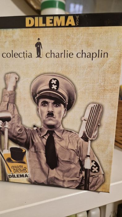 Vând colecție cd Charlie Chaplin