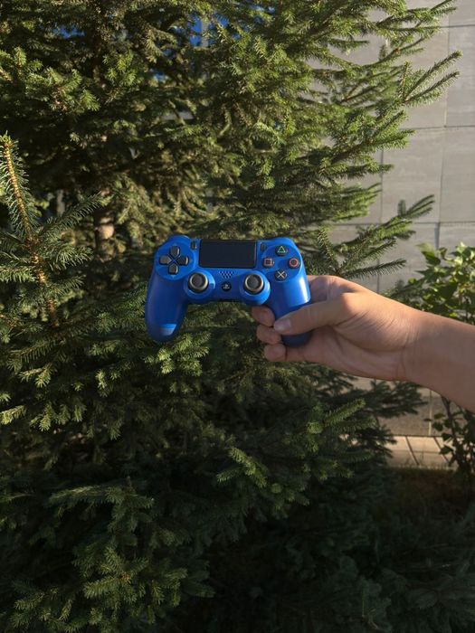 Джойстики для Playstation4 срочно