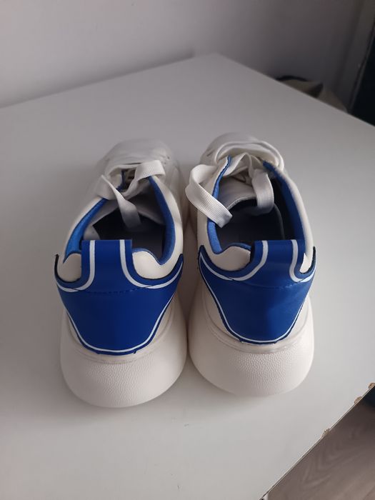 Vând papuci Franco Gerardo