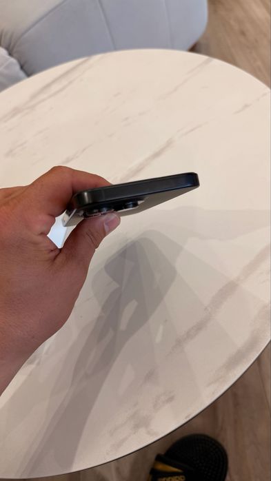 Apple IPhone 16 Pro Max Гаранционен