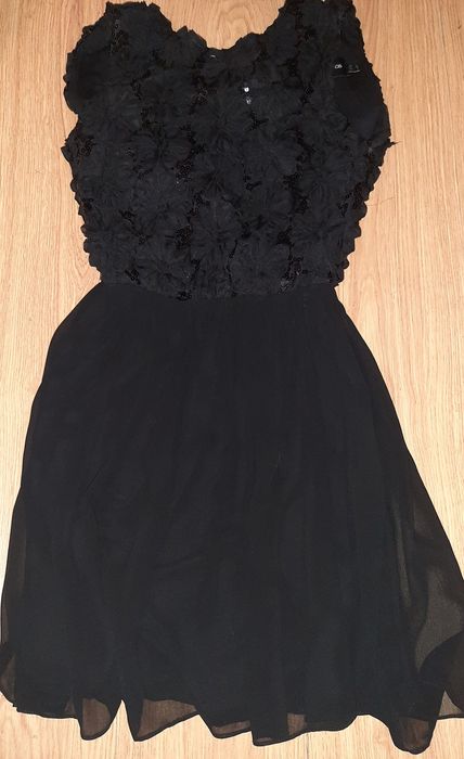 Дамска модерна рокля  !