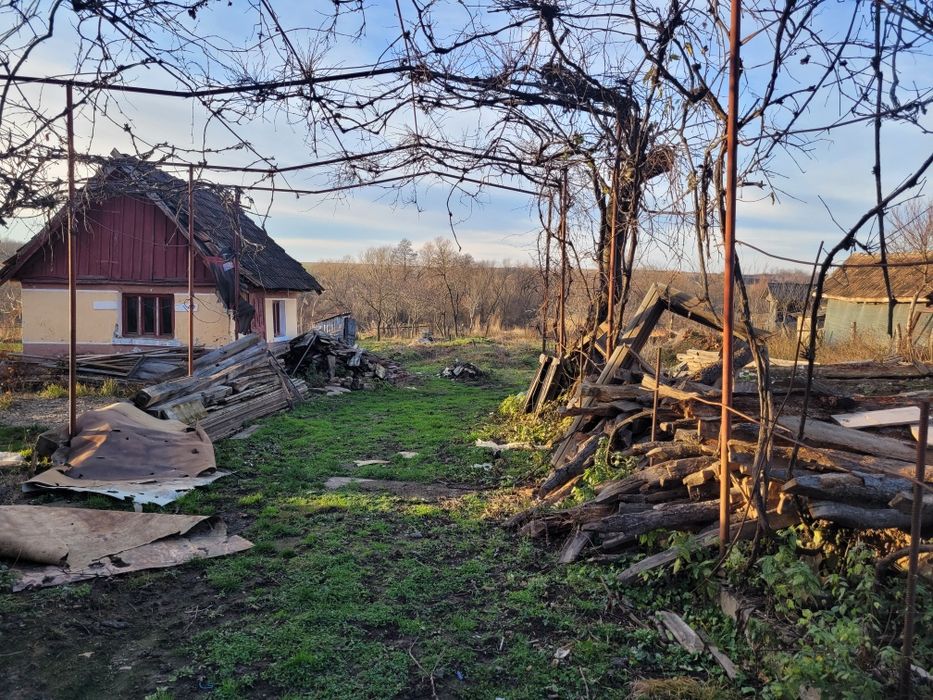 Vând casa sau se vinde in rate