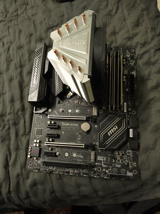 Продавам части за компютър