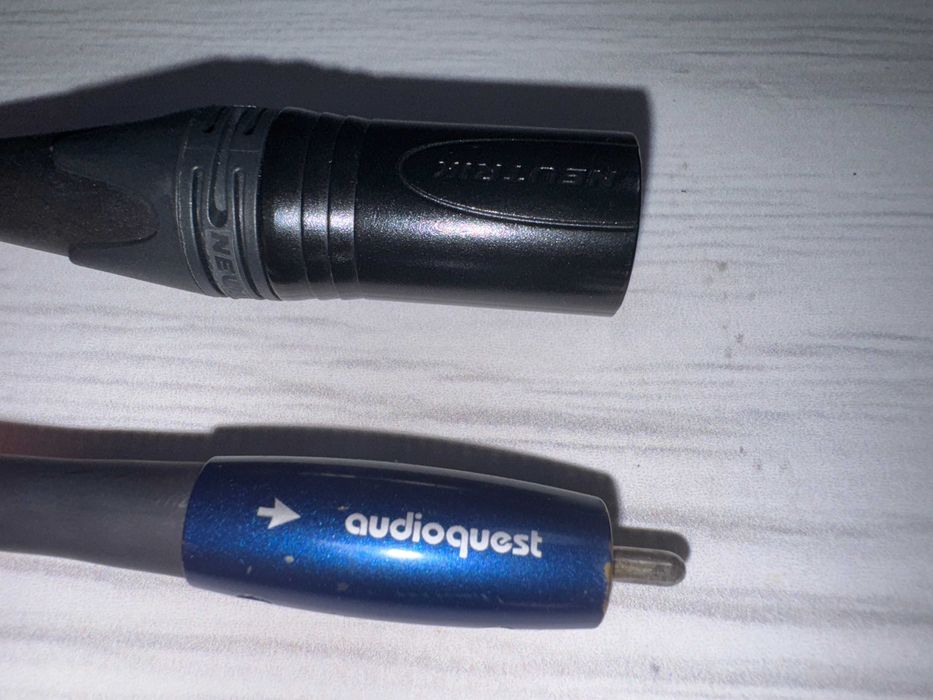 Cablu pentru subwoofer AudioQuest Husky | Interconectare Balansată RCA la XLR