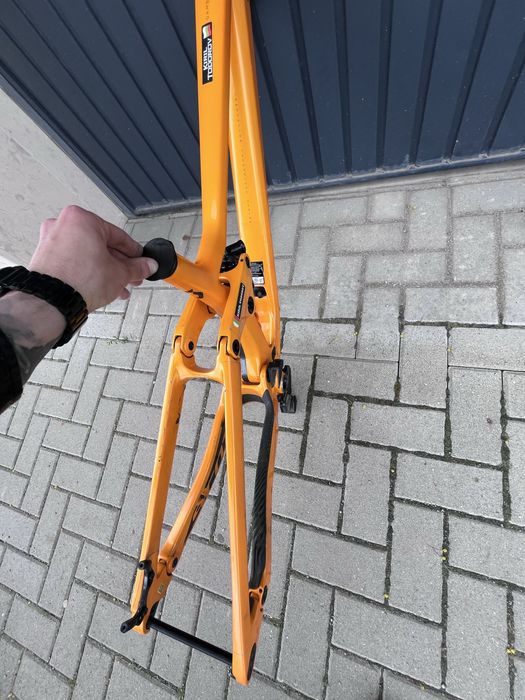 DH карбонова рамка Scott Gambler Tuned L размер
