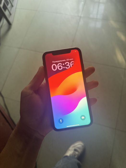 продам iphone 11.64 гб