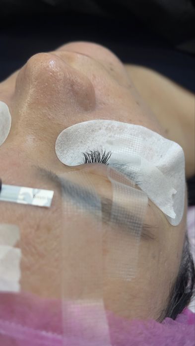 Наращивание ресниц