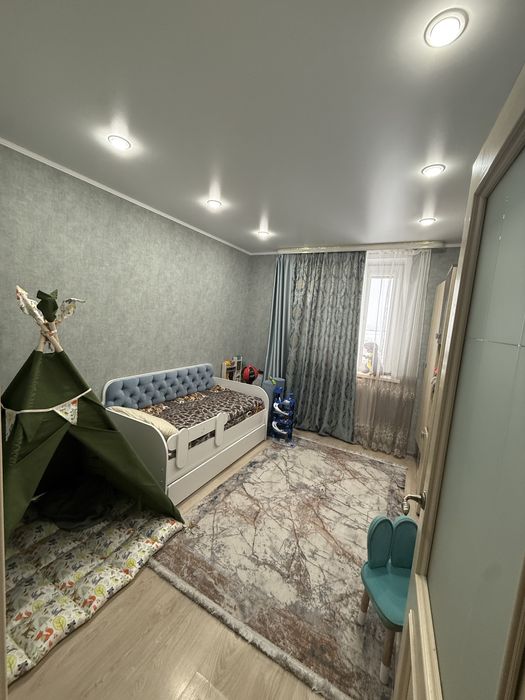 Продам квартиру район КСК