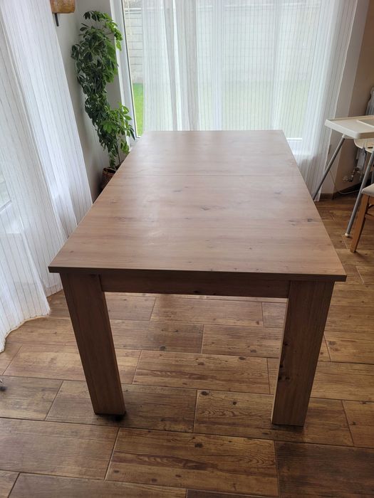 Трапезна разтегателна маса