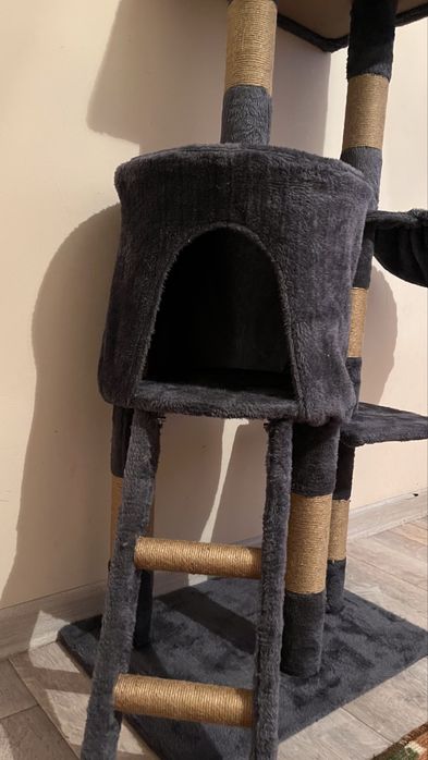 Продаётся игровой комплекс для кошки