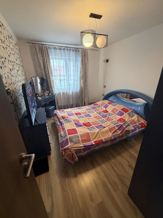 Vand Apartament 2 camere zona HCC scoala 7